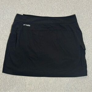 Columbia Omni PFG Womens Black Skort Skirt Size 8 Lightweight Activewear Walking